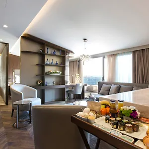 Noble22 Suites-special Category Apart Otel